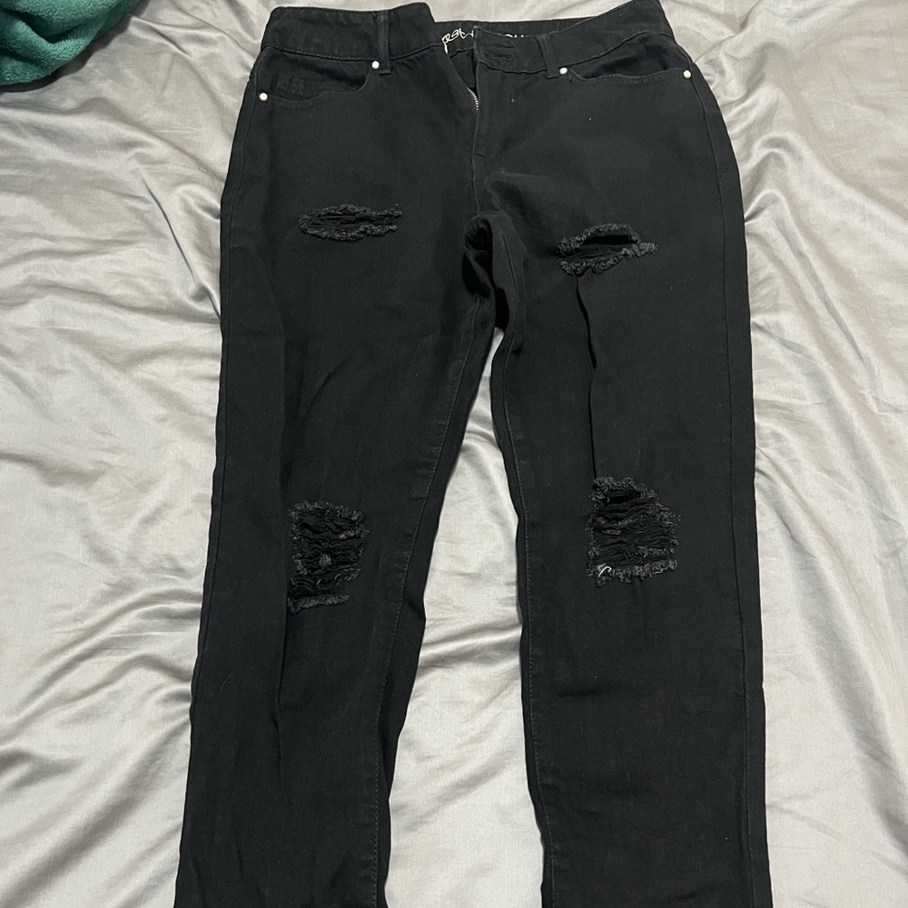 Almost famous boyfriend jeans